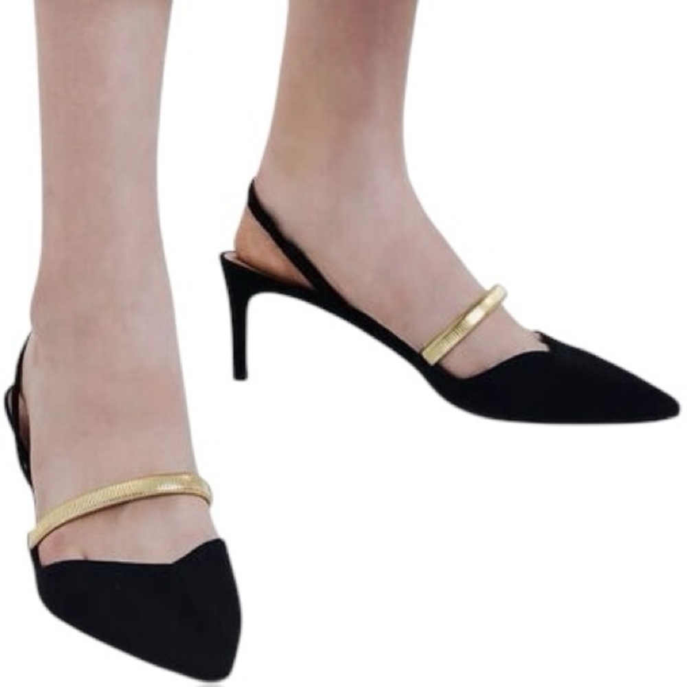 NWOT Charles & Keith ‘Gold Mary Jane Strap Textured Slingback Heels’ Sz 11